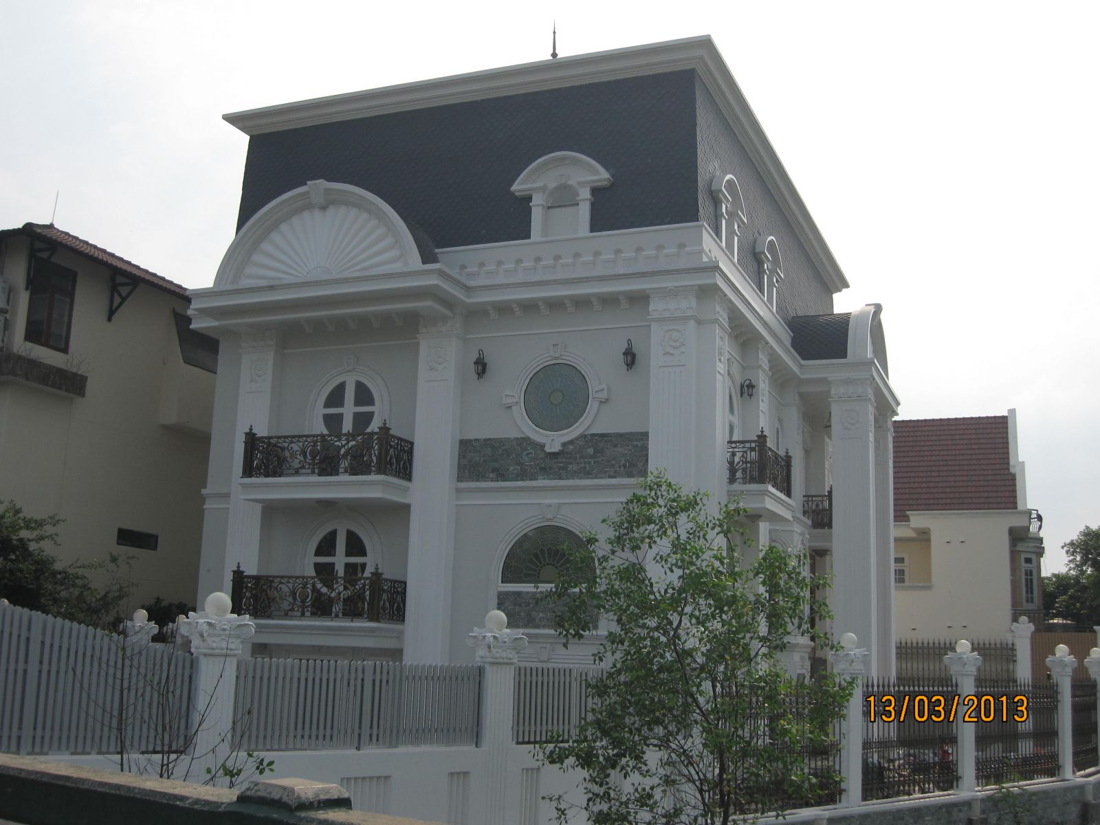 Biệt thự Thảo Điền Q.2 - HCM