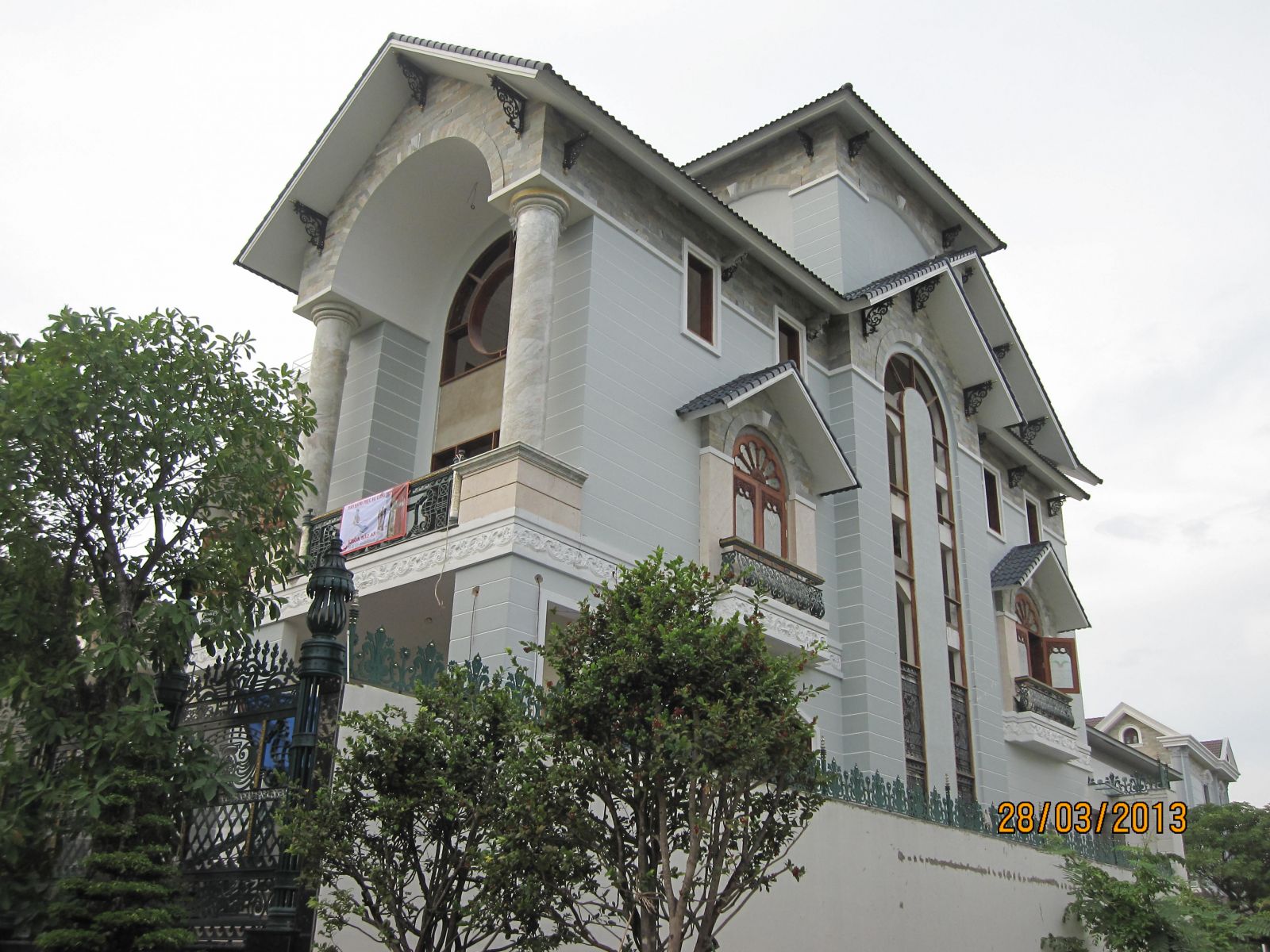Biệt thự Trần Não Q.2 - HCM